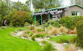 Waterwheel Cottage Upper Moutere Exterior photo