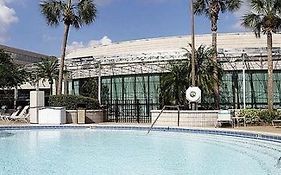 Sheraton Tampa East Hotel Exterior photo