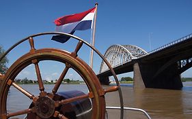 Boat 'Opoe Sientje' Nijmegen Exterior photo