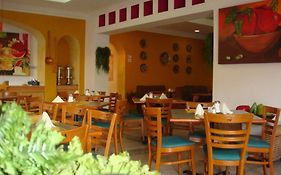 Best Western Hacienda Monterrey By Macroplaza Restaurant photo