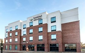 Cobblestone Inn & Suites - Waverly Exterior photo