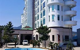 Namhae Beach Hotel Exterior photo