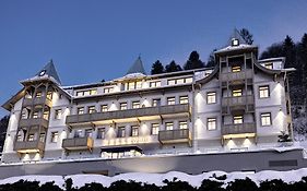 Seehotel Bellevue Zell am See Exterior photo