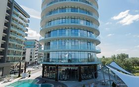 White Tower Mamaia Exterior photo