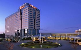 Hilton Atlanta Airport Hotel Exterior photo