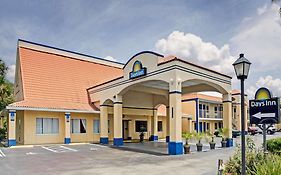 Days Inn By Wyndham Jacksonville South Memorial Hospital Exterior photo