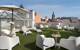 Suites Sevilla Plaza Sevilha Exterior photo