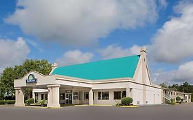 Days Inn By Wyndham Tallahassee-Government Center Exterior photo