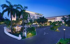 Royal Ambarrukmo Yogyakarta Hotel Exterior photo