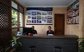 Hotel Peninsula Pokhara Exterior photo