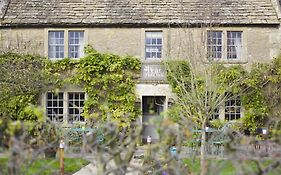 The Pear Tree Inn Whitley (Wiltshire) Exterior photo