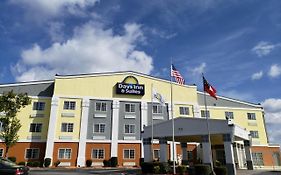 Days Inn & Suites By Wyndham Union City Exterior photo