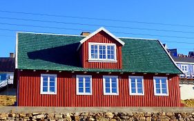 Cafe De Upernavik Exterior photo