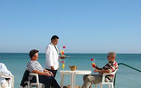Hotel Les Sirenes Beach Mezraia Exterior photo