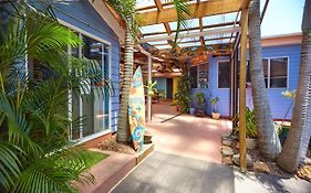 Ozzie Pozzie Backpackers - Port Macquarie Yha Exterior photo