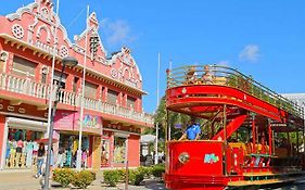 Sea Breeze Town Oranjestad Exterior photo