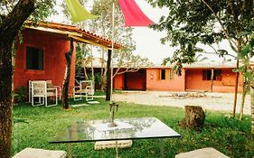 Hostel & Camping Cavalcante Exterior photo