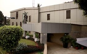 BW Starfire Hotel Ikeja Exterior photo