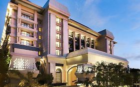 Hotel Tentrem Jogjacarta Exterior photo