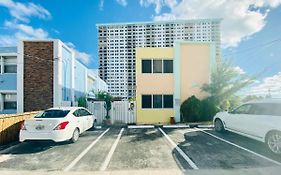 Hollywood Beachfront House Exterior photo