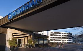 Wyndham Stuttgart Airport Messe Estugarda Exterior photo