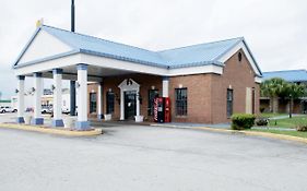 Hotel Rising Eagle Cordele Exterior photo