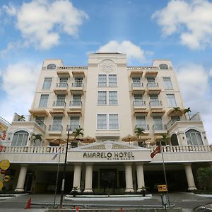 Amarelo Hotel Solo Surakarta (Solo) Exterior photo