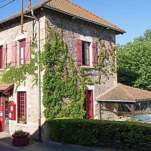 Hôtel Restaurant Le Moulin de Saint Verand Saint-Vérand Exterior photo