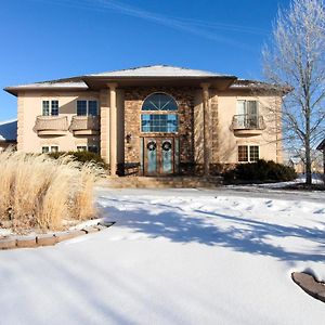 The Timberwolf On Cotton Ranch Eagle Exterior photo