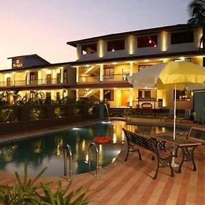 Meritas Seawind Beach Resort, Shrivardhan Srīvardhan Exterior photo