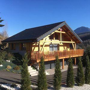 Chalet A La Campagne Coise-Saint-Jean-Pied-Gauthier Exterior photo