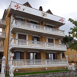 Il Palazzo Di Michele Pescopagano Exterior photo