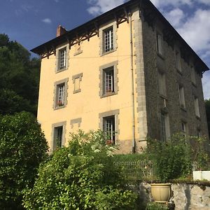 Nouveaux Commencements Eymoutiers (Haute-Vienne) Exterior photo