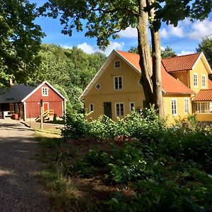 Prostens Bed & Breakfast Getinge Exterior photo