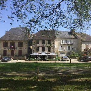 Auberge Henri IV Segur-le-Chateau Exterior photo