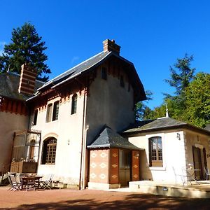 Le Manoir Sur La Roche, 74, Impasse Du Manoir, 71520 Navour Sur Grosne D121 Clermain Exterior photo