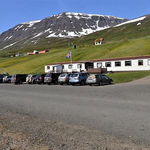 Sólbrekka Guesthouse Mjoifjorthur Exterior photo