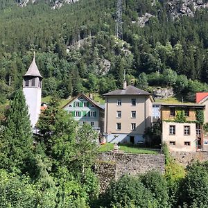 Alpine Haus Göschenen Exterior photo