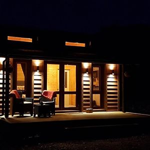 Cosy Cabin In The Paddocks - Breakfast Included Franz Josef Exterior photo