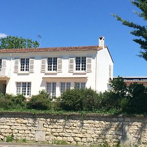 La Maison Blanche Saint-Jean-d'Angely Exterior photo