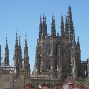 Buhardilla Con Encanto Centro Historico Burgos Exterior photo