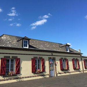 Detente En Normandie Damville Exterior photo