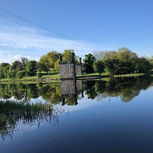 Ardhowen Bay Lakefront Holiday Accommodation Enniskillen Exterior photo