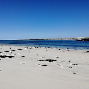 The Fisherman'S Snug Self Catering North Uist Paible Exterior photo