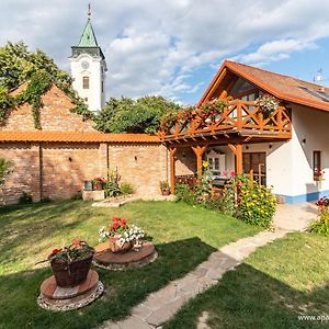 U Starenky Dolní Bojanovice Exterior photo