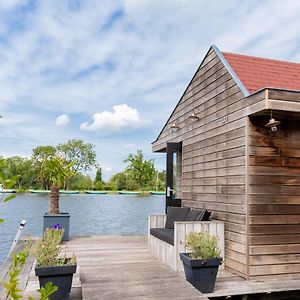 Aangenaam Op De Rijn, Woonboot, Inclusief Prive Sauna Alphen aan den Rijn Exterior photo