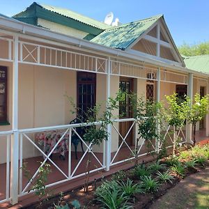 Jungnickel Guesthouse Kimberley Exterior photo