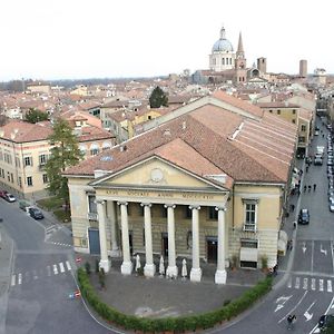 Hotel Italia City Center Mântua Exterior photo