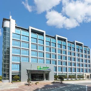 Holiday Inn Express Xiamen Tongan, An Ihg Hotel Exterior photo