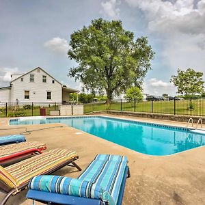 Cozy Missouri Retreat With Pool, Pond And Fire Pit! Berger Exterior photo